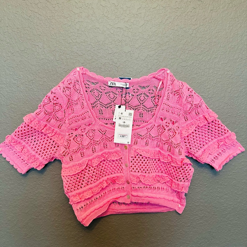 Zara women knit puff sleeve top